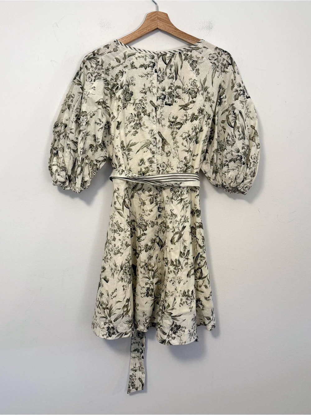 NWT CAARA Mika Floral Puff Sleeve Mini Dress Linen Blend Tie Waist Large - Picture 6 of 7